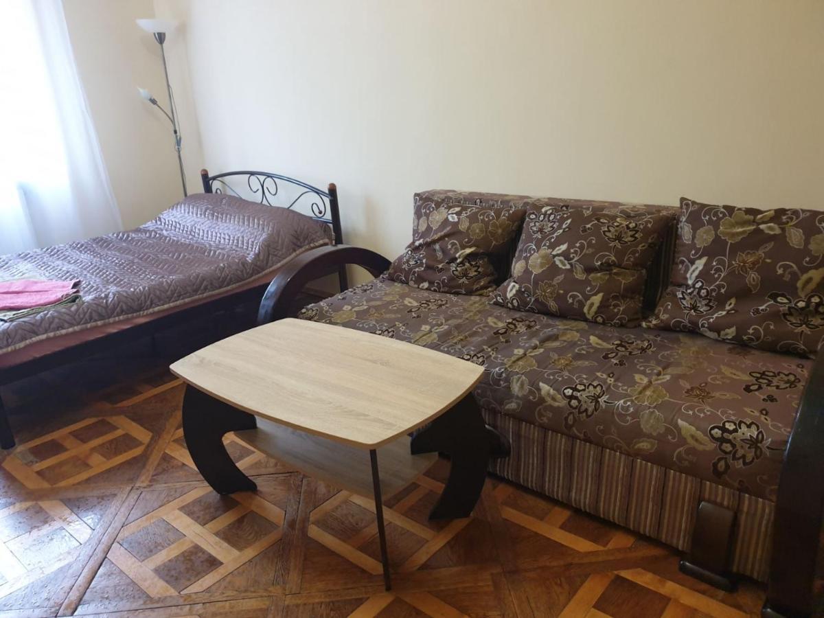Apartment On Lysenka 27 Lviv Ngoại thất bức ảnh